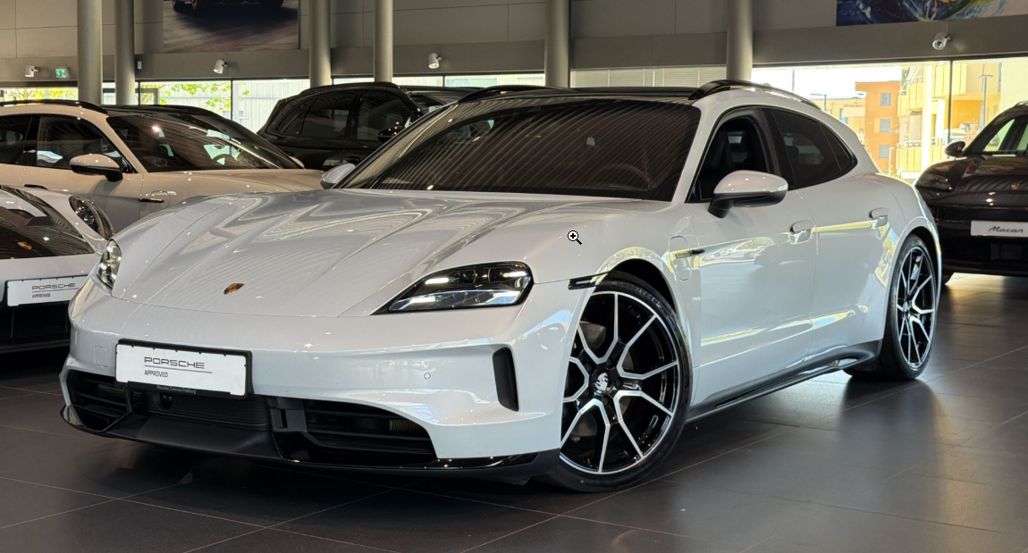 Porsche Taycan acquis par Electric Premium Cars pour un client